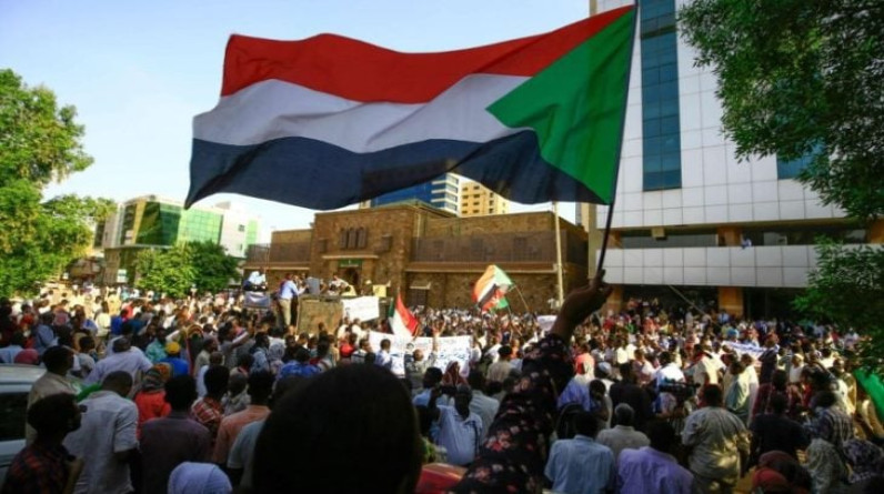 قيادات إسلامية سودانية تندد بـ “جرائم إسرائيل”